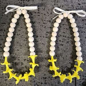 Yellow and White Kids Necklace Set
